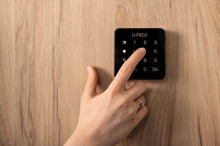 Бездротова сенсорна клавіатура U-Prox Keypad G1 Black, 1 група, бездротовий, чорний
