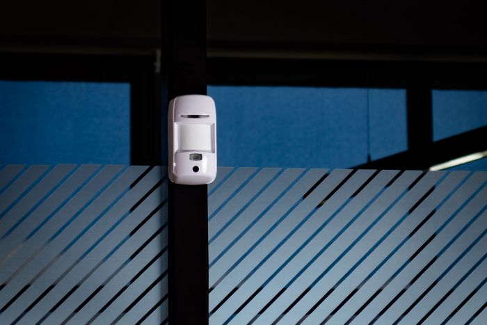 Датчик руху з камерою фото за запитом U-Prox PIR Cam White, бездротовий, білий