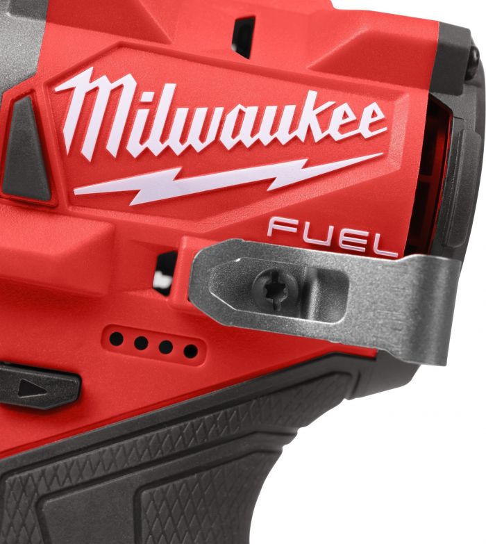 Набір із двох акумуляторних інструментів Milwaukee M12 FPP2A2-402X шурупокрут-дриль M12 FPD2-0 гвинтоверт M12 FID2-0 акб М12 2х4А·год ЗП C12C кейс