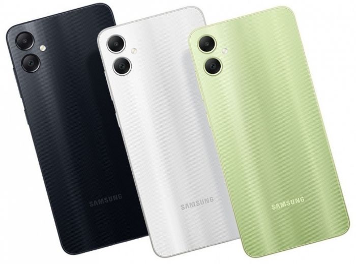 Смартфон Samsung Galaxy A05 (A055) 6.7" 4/64ГБ, 2SIM, 5000мА•год, чорний