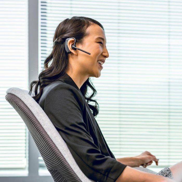Гарнітура комп'ютерна стерео In-ear Poly Voyager 5200 UC з адаптером BT600, USB-A, Bluetooth, всеспрямований, Acoustic fence, чорний