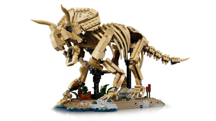 Конструктор LEGO Jurassic World Скамянілості динозаврів: трицератопс