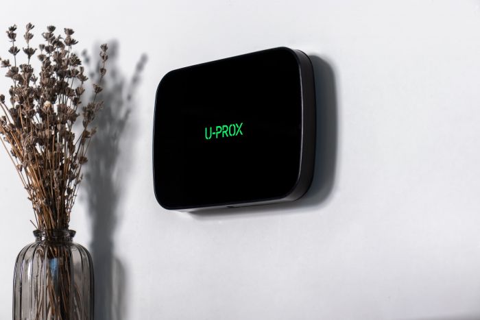 Інтелектуальна централь U-Prox MPX LE Black, ethernet, wi-fi, 2 LTE, фотоверіфікація, бездротова, чорний