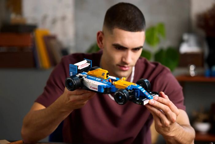 Конструктор LEGO Icons Williams Racing FW14B і Найджел Менселл