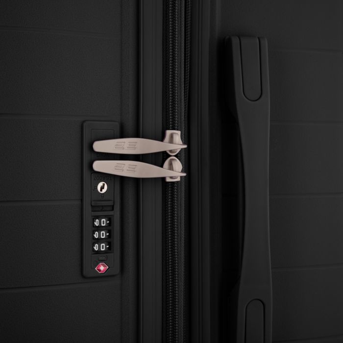 Валіза 2E, Aero, поліпропілен, середня, 63/78 л, TSA, 4 колеса, EXP, чорний