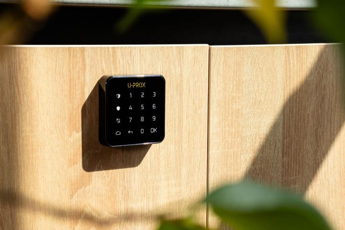 Бездротова сенсорна клавіатура U-Prox Keypad G1 Black, 1 група, бездротовий, чорний