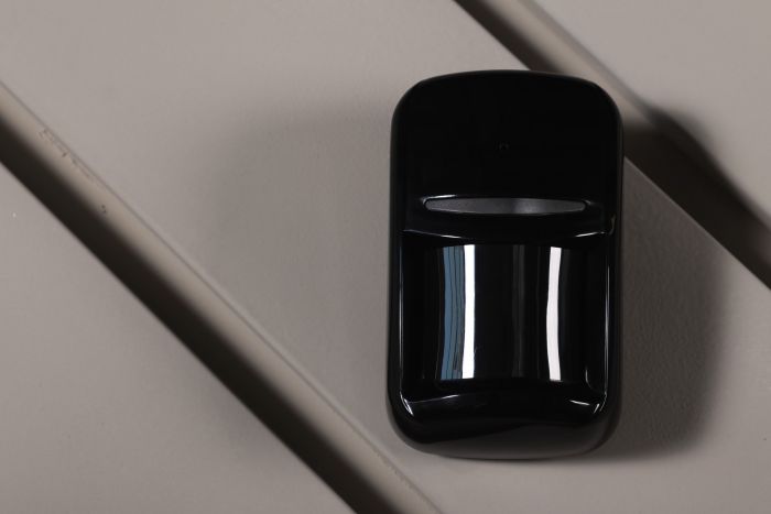 Датчик руху та розбиття скла типу "штора" U-Prox PIR Combi VB Black, бездротовий, чорний