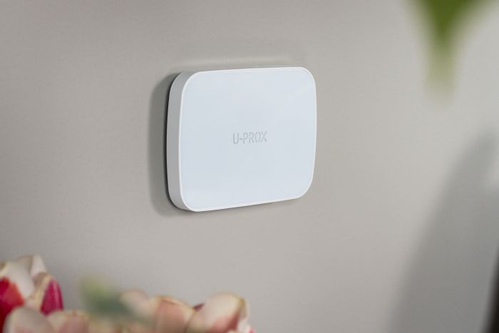 Інтелектуальна централь U-Prox MPX L White, wi-fi, 2 LTE, фотоверіфікація, бездротова, білий