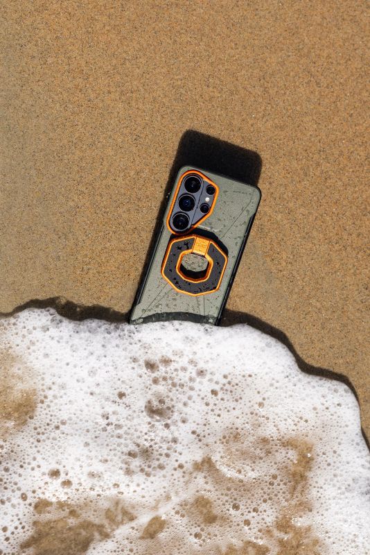 Чохол-осушувач UAG для смартфону з технологією DRYOUT® Active Moisture-Removal, Black