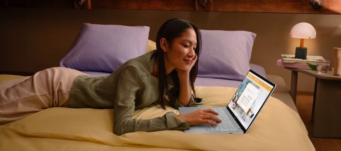 Ноутбук ASUS Vivobook S16 S3607AA-SH060 16" WUXGA OLED, Intel Ultra 5 325, 16GB, F512GB, UMA, NoOS, Сріблястий