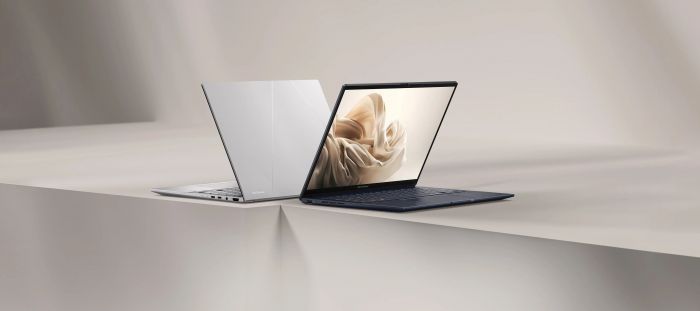Ноутбук ASUS Zenbook 14 UX3405CA-ST1261 14" 3K OLED, Intel Ultra 5 225H, 32GB, F1TB, UMA, NoOS, Блакитний
