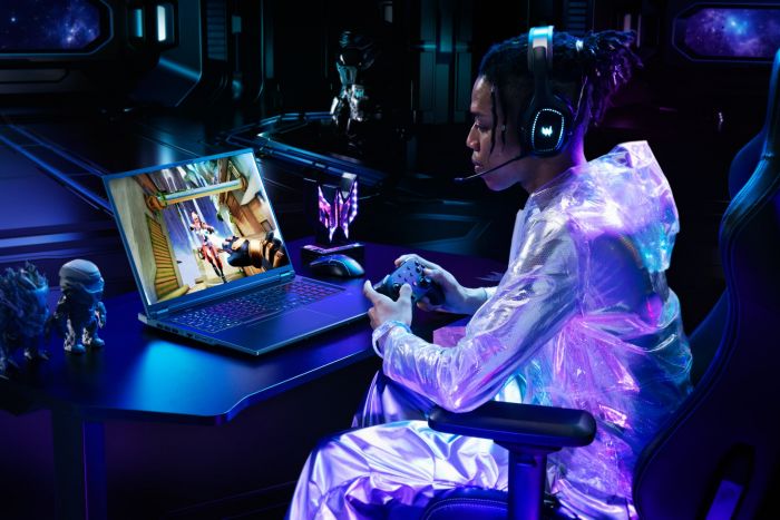 Ноутбук Acer Predator Helios Neo 18 PHN18-72 18" WQXGA IPS, Intel U9-275HX, 64GB, F2TB, NVD5070Ti-12, Win11, чорний