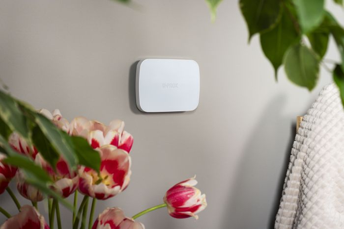 Інтелектуальна централь U-Prox MPX LE White, ethernet, wi-fi, 2 LTE, фотоверіфікація, бездротова, білий