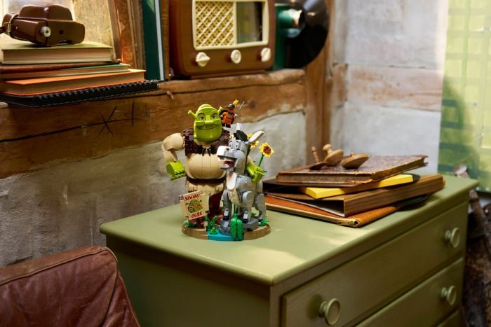 Конструктор LEGO Shrek Шрек, Віслюк і Кіт в чоботях