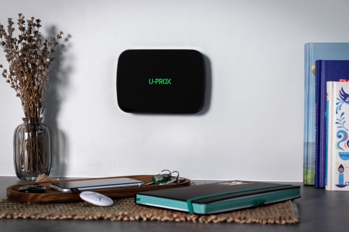 Інтелектуальна централь U-Prox MPX L Black, wi-fi, 2 LTE, фотоверіфікація, бездротова, чорний