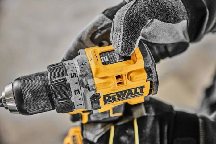 Шурупокрут-дриль акумуляторний DeWALT XR Li-Ion PowerStack 18В 2х5А·год 90Нм 0-650·0-2000об/хв кейс ЗП 1.28кг
