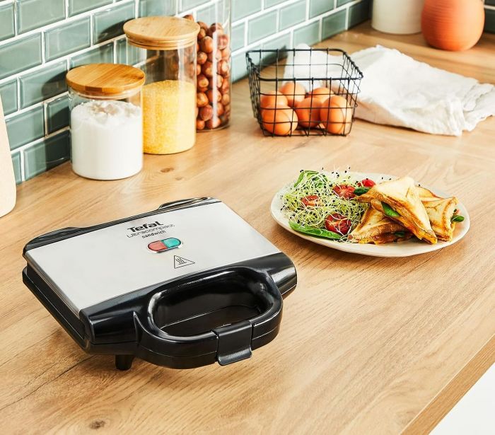 Сендвічмейкер Tefal Ultracompact 700Вт, 1 пластина-сендвіч, корпус-нержав.сталь/пластик, чорний