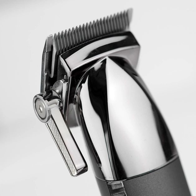 Машинка для стриження  Babyliss Super-X Metal Series, мережа+акум., вібраційний мотор, насадок-10, кейс, чохол, гребінець у компл., сталь, сірий