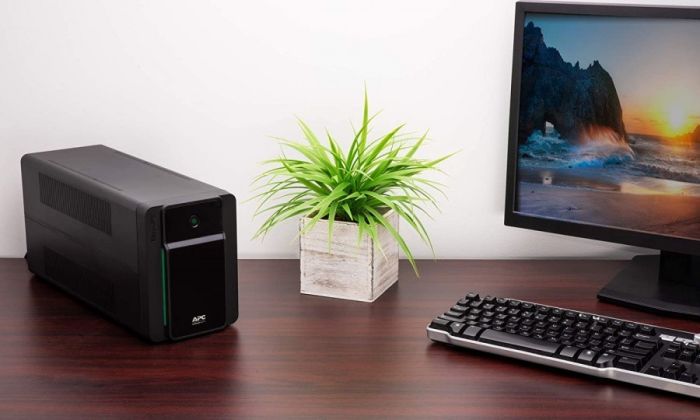 Джерело безперебійного живлення APC Easy UPS 700VA/360W, 2xSchuko