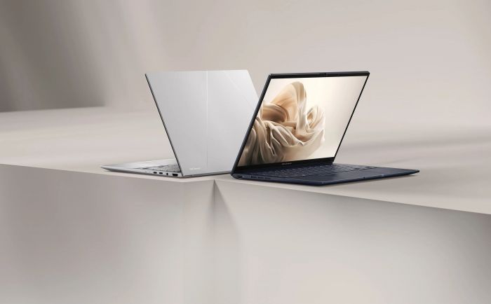 Ноутбук ASUS Zenbook 14 UX3405CA-ST1260 14" 3K OLED, Intel Ultra 7 255H, 16GB, F1TB, UMA, NoOS, Сріблястий