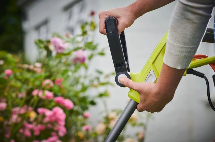 Тример садовий Ryobi RLT5127PK3 500Вт 27см 2.8кг