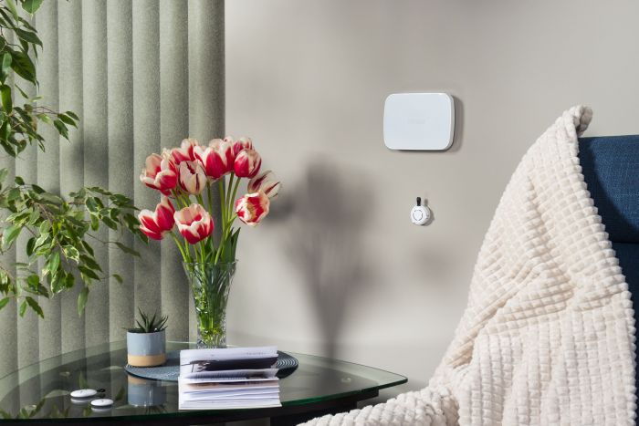 Інтелектуальна централь U-Prox MPX L White, wi-fi, 2 LTE, фотоверіфікація, бездротова, білий