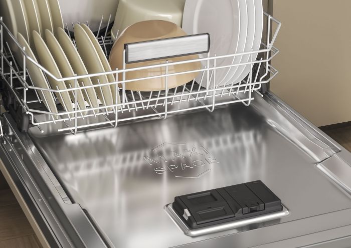 Посудомийна машина Whirlpool вбудована, 15компл., B, 60см, дисплей, 3й кошик, білий