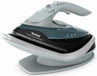 Праска Tefal безпровідна Freemove Power, 2600Вт, 250мл, паровий удар -220гр, постійна пара - 40гр, база для заряджання, автовимкнення, керам. підошва, зелений